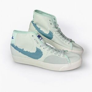 NIKE | SB Blazer Court Mid Sneakers High Top Flat Sneaker‎ Lace Up Suede Patch